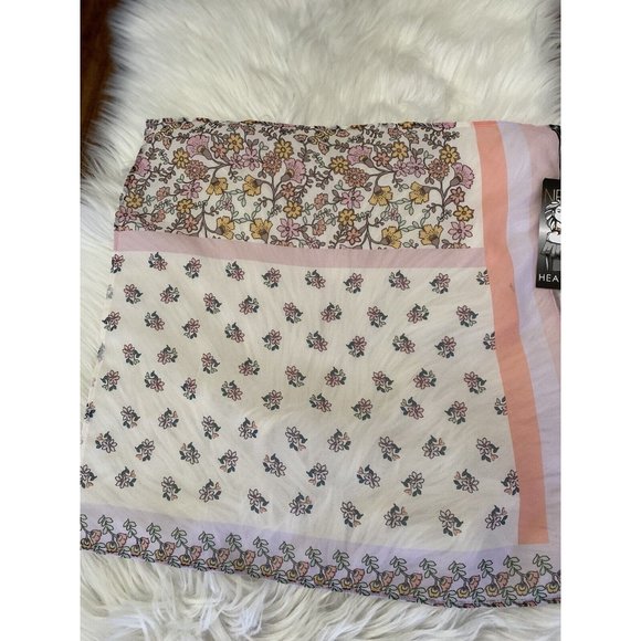 NWT Heart Soul Square Flowered Retro Neck Head Scarf Pastel Colors Pink 16"x16" - Picture 4 of 12